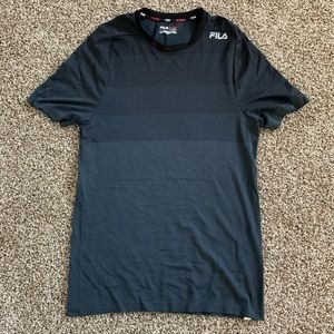 Fila Tshirt Mens Small Black